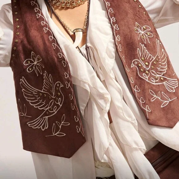 Boho Embroidered Vest NWT - Picture 1 of 3